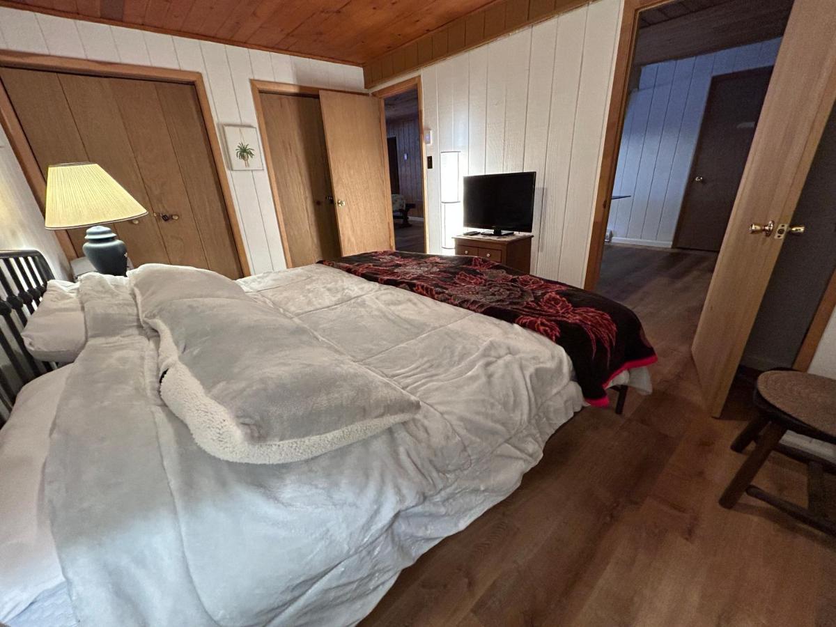 Lakefront Cabin Pvt Beach And Dock - Sunset Marina Arrowhead Lake Екстериор снимка